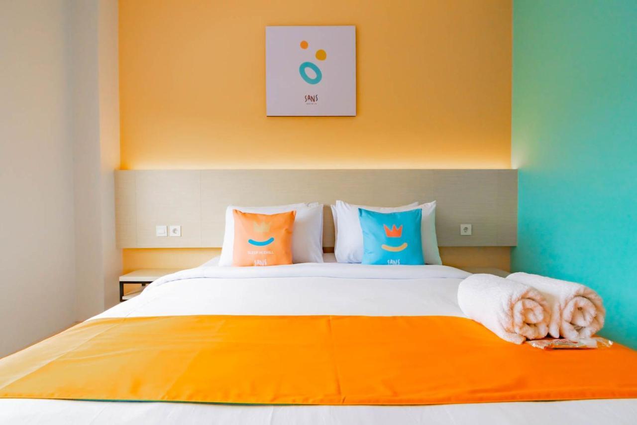 Sans Hotel Alexander Bandung Buitenkant foto