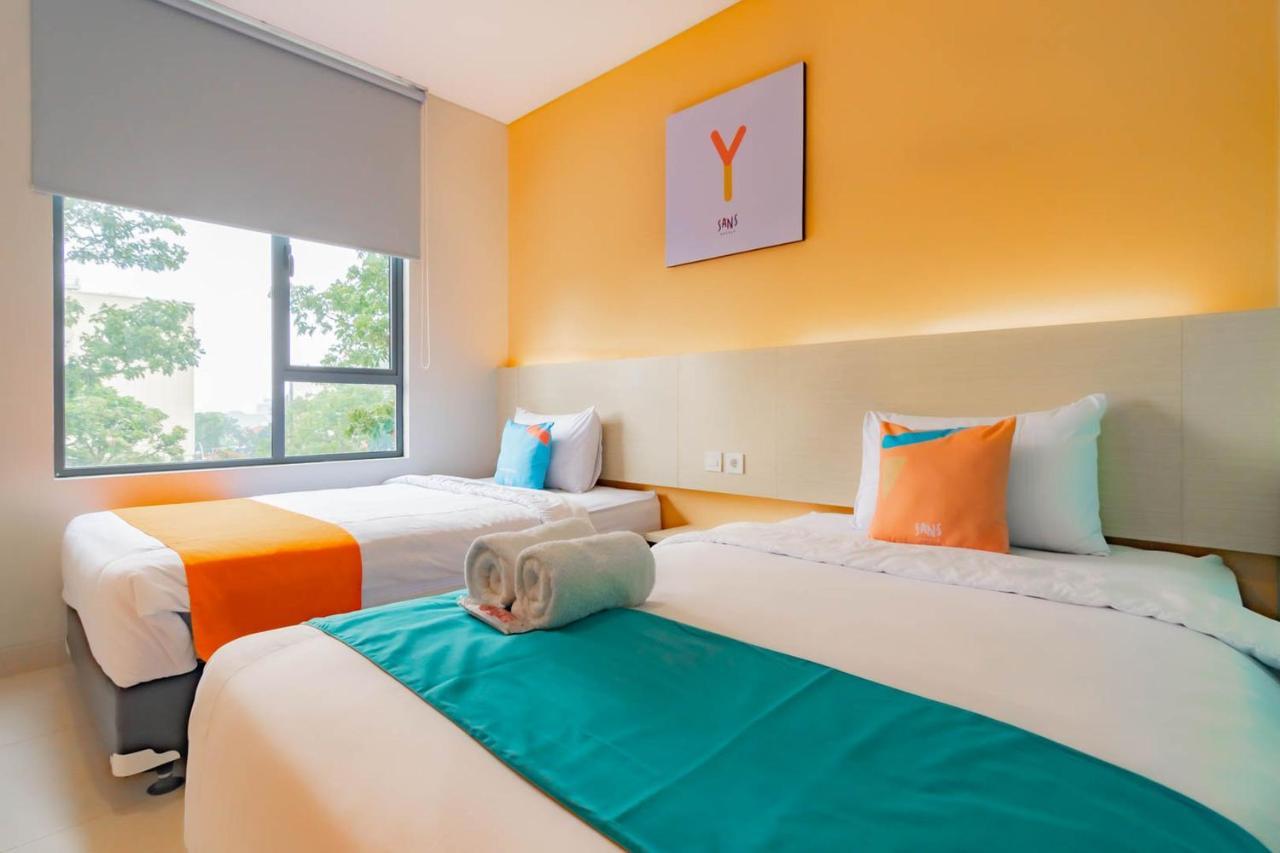 Sans Hotel Alexander Bandung Buitenkant foto